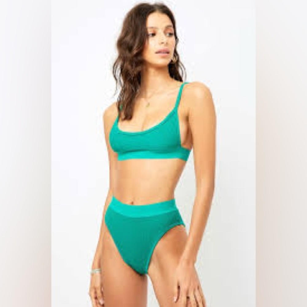 NWT Frankies Gabrielle Bikini Swim Top